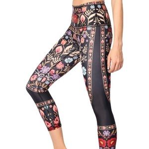 NWT Yoga Democracy Rustica Crop Leggings 🧘🏼‍♀️